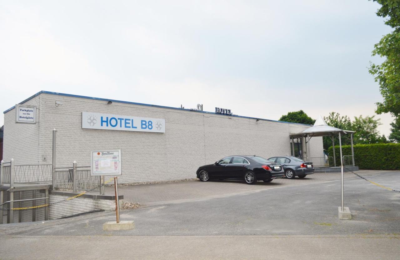 Hotel B8 Voerde Bagian luar foto